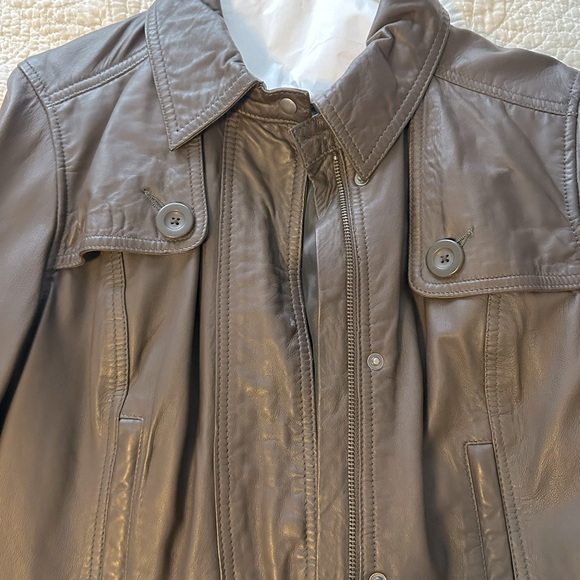 Banana Republic brown leather jacket - Picture 3 of 6